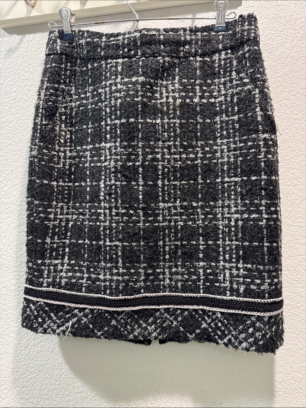 Trina Turk Black & White Tweed Pencil Skirt